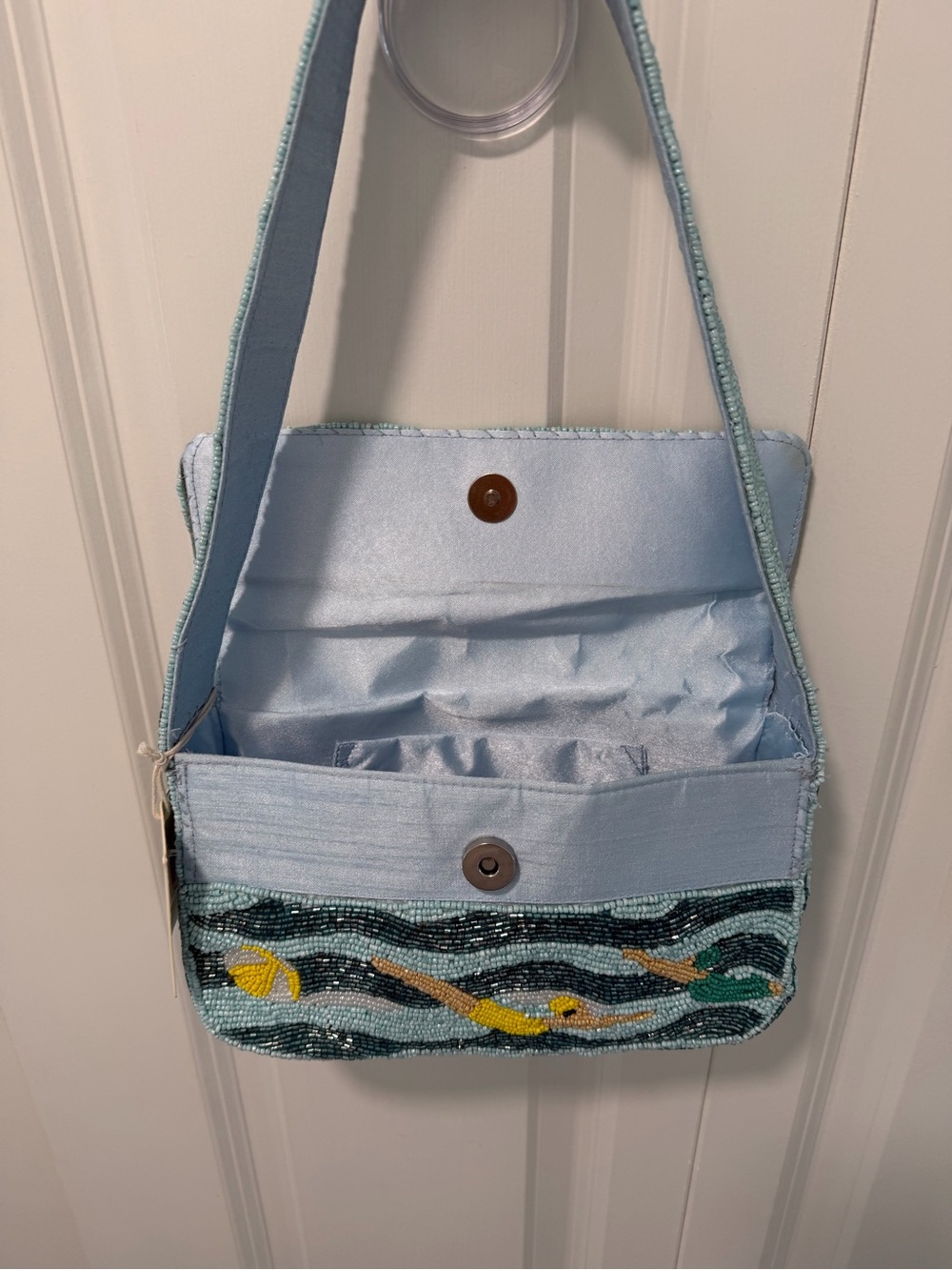 Sol and Mer…. Hand-Beaded Swimmer Shoulder Bag in Light Blue - Picture 4 of 5